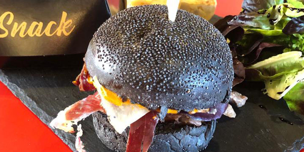La Pata Negra à Béziers propose le burger ibérique dans son restaurant, épicerie fine et libre-service dans la galerie marchande du centre commercial Leclerc de la ZAC de Montimaran La Pata Negra à Béziers propose le burger ibérique dans son restaurant, épicerie fine et libre-service dans la galerie marchande du centre commercial Leclerc de la ZAC de Montimaran