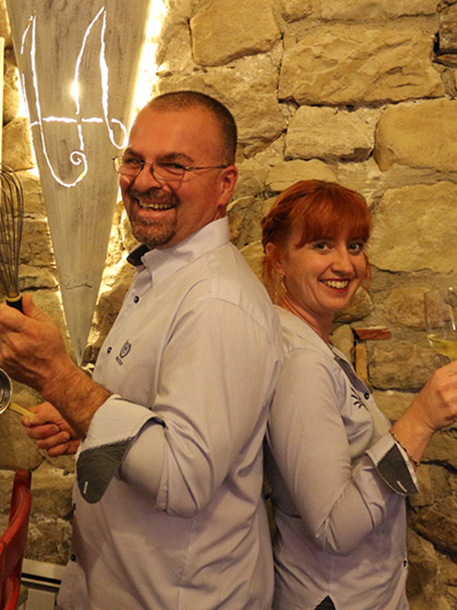 Auberge de l'Abbaye Villemagne l'Argentière • un couple passionné vous reçoit, Christine et Frédéric Martinez