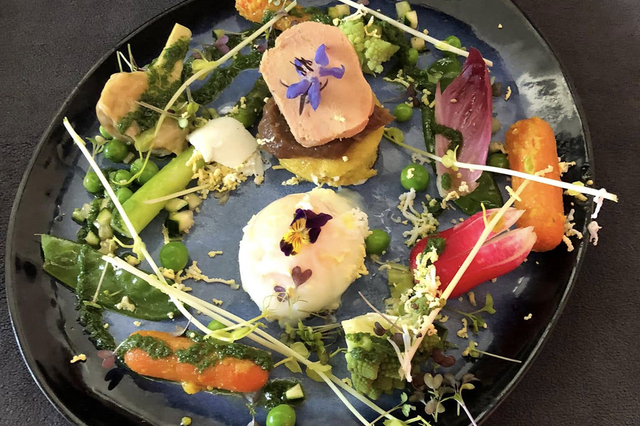 L’auberge de l’Abbaye à Villemagne l'Argentière • restaurant fait maison (® auberge de l'abbaye)
