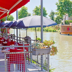 La Cremade Villeneuve les Béziers : pizzeria, restaurant au bord du canal du Midi avec des pizzas au feu de bois (® SAAM- fabrice CHORT)