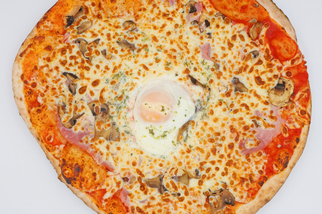 Pizza Régina - Pizzéria au feu de bois La Cremade - Villeneuve-les-Béziers 