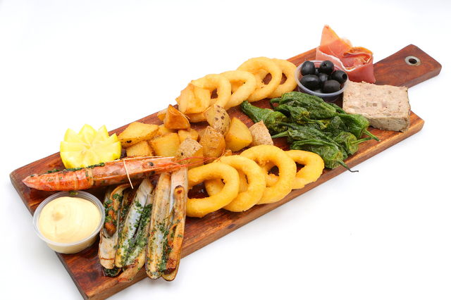 Planche de tapas - Restaurant La Cremade - Villeneuve-les-Béziers