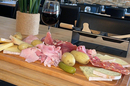 Restaurant La Cremade Villeneuve-les-Béziers . Ici une raclette (® facebook la cremade)