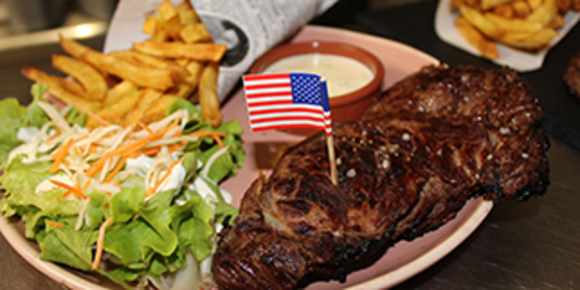 Ranch El Paso à Murviel-les-Béziers • restaurant Grillades au feu de bois chez O Saloon (®ranch el paso)